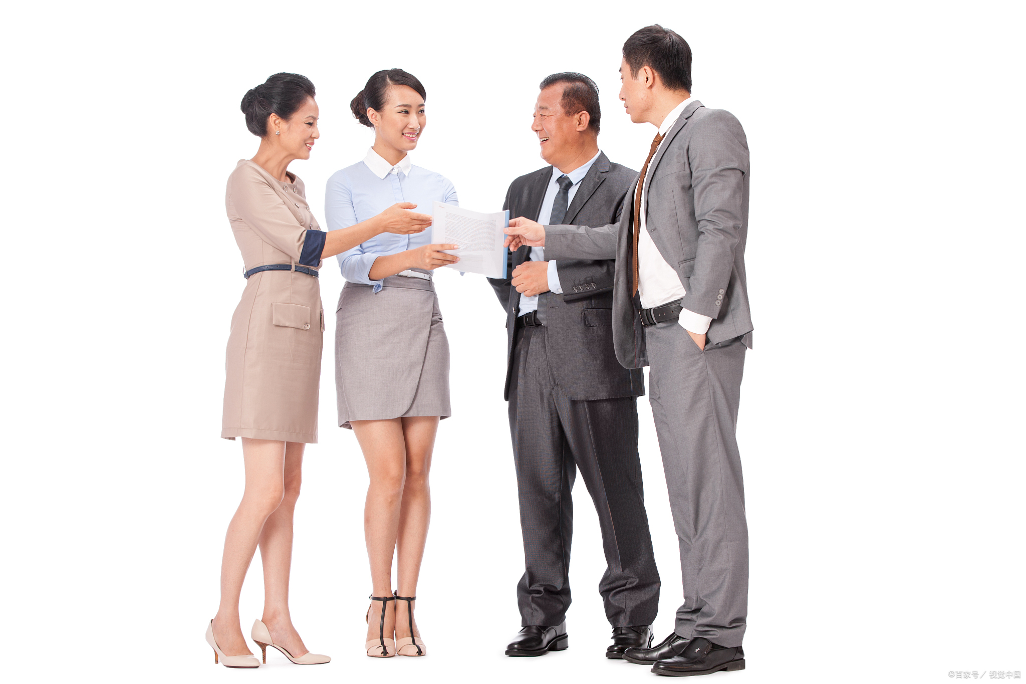 2025年8月电影总票房破30亿 《南京照相馆》领跑