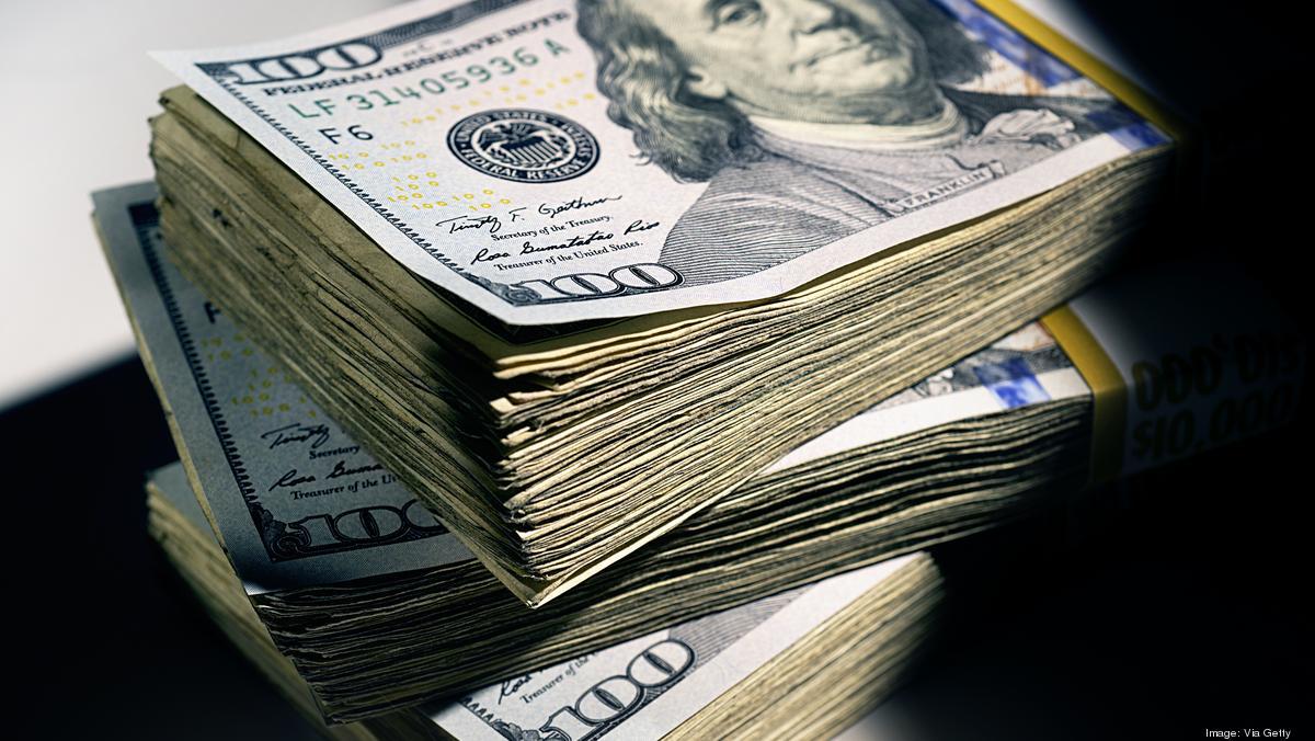 抗战胜利80周年纪念活动新闻中心举办第二场记者见面会，介绍华侨华人在世界各地举行的纪念活动及其对抗战的贡献等方面情况