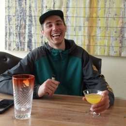 “美妆达人”带货失败，海关查获53件未申报化妆品