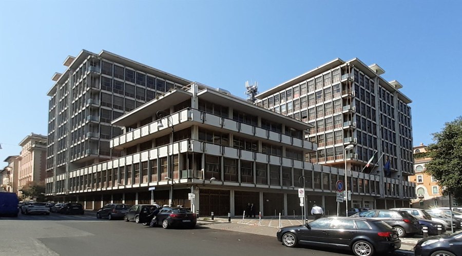 广东首批冻存脐血满18岁了,还能用吗?