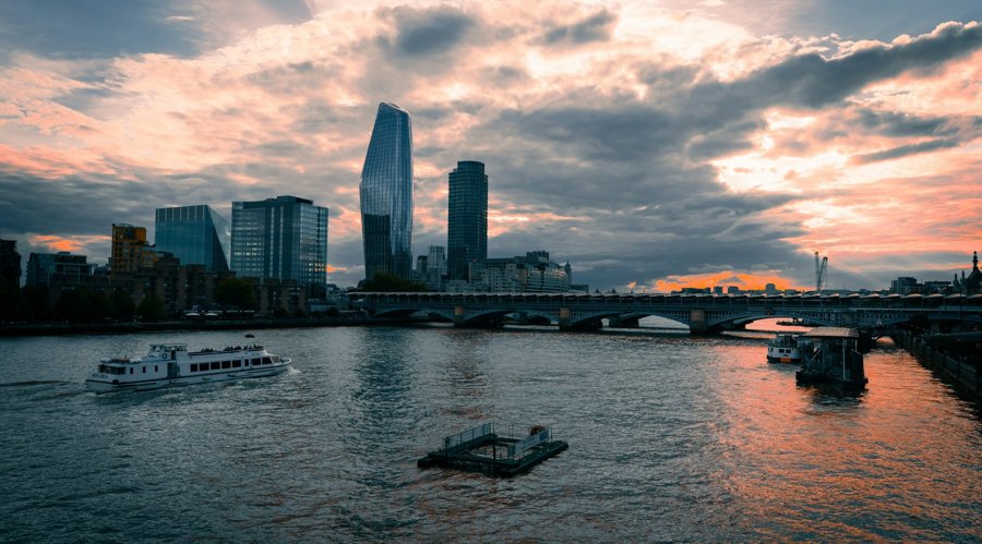 美股动态 | 礼来(LLY.US)上涨3.8% 华尔街主要投行维持“买入”评级